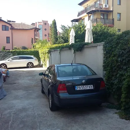 Apartman Panorama- Chantall Ravda